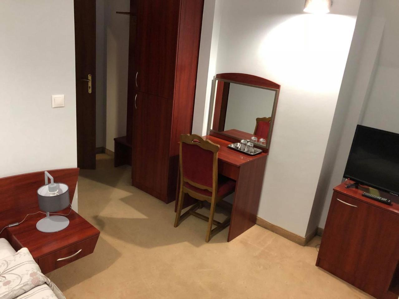 Hotel Sosnowe Zacisze Barszczewo Choroszcz Exteriér fotografie